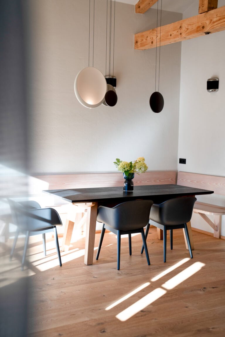 Liebevoll gedeckter Esstisch – Ferienwohnung Michl mit familiärem Flair