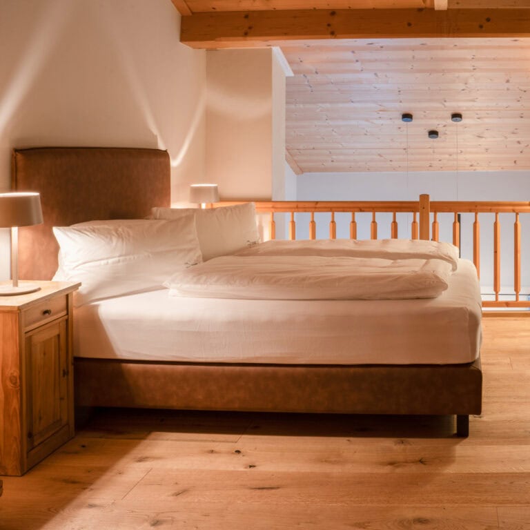 WIGGERL_Oida_Knoglerhof-010_Web_qu